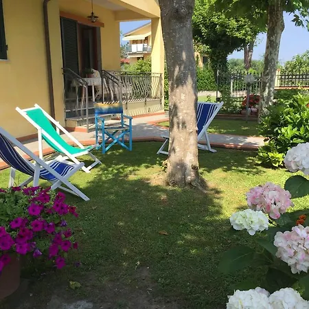 וילה With Garden And Parking Space Near The Tuscan Coast
