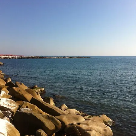With Garden And Parking Space Near The Tuscan Coast * Massa